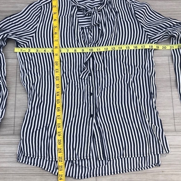 Zara striped blouse Size Small - Picture 9 of 9
